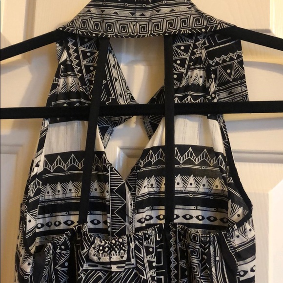 NWT Rampage Halter Top XS - Picture 3 of 5